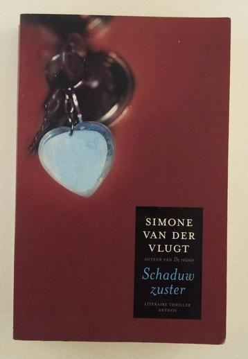 Vlugt, Simone van der - Schaduwzuster beschikbaar voor biedingen