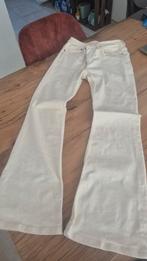 Kuyichi flared jeans crèmekleurig zgan, Kleding | Dames, Wit, Ophalen of Verzenden, Zo goed als nieuw, Kuyichi