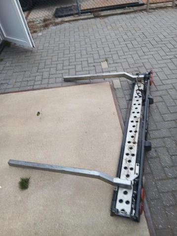 scooterdrager voor camper met oprijplank beschikbaar voor biedingen