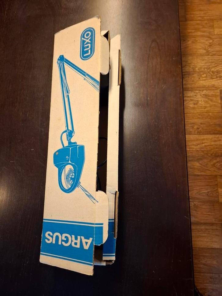 Leeslamp met Vergrootglas - Luxo Argus, Hobby en Vrije tijd, Vergrootglazen, Loepen en Loeplampen, Vergrootglas of Loep, Ophalen of Verzenden