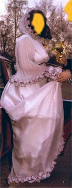 trouwjurk, Ophalen, Gedragen, Overige kleuren, Trouwjurk