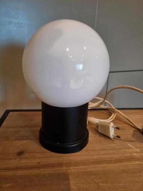 Vintage bol lamp, Huis en Inrichting, Lampen | Tafellampen, Zo goed als nieuw, Minder dan 50 cm, Ophalen of Verzenden