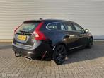 Volvo V60 2.4 D6 AWD Plug-In Hybrid Summum | Stoelverwarming, Auto's, Automaat, Zwart, Vierwielaandrijving, Onderhoudsboekje