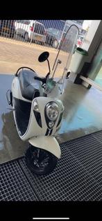 Sym mio scooter 2016, Fietsen en Brommers, Scooters | SYM, Zo goed als nieuw, Benzine, Ophalen, Mio