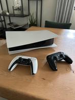 PS5 disk launch edition 2 controllers, Spelcomputers en Games, Spelcomputers | Sony PlayStation 5, Ophalen, Zo goed als nieuw