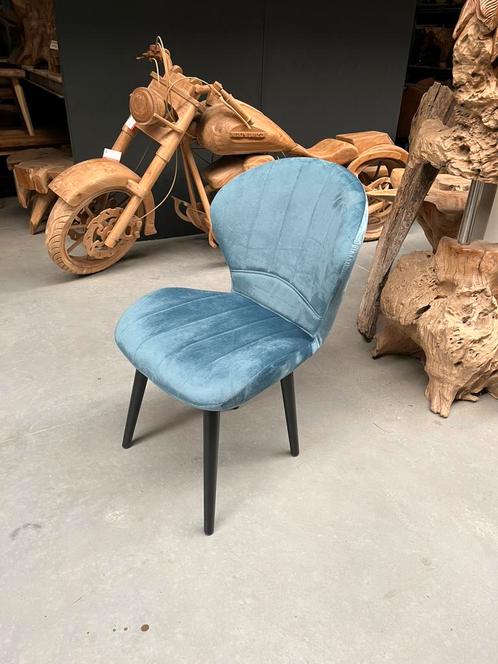 Licht blauwe eetkamerstoelen nu €125 per stuk, Huis en Inrichting, Stoelen, Zo goed als nieuw, Vijf, Zes of meer stoelen, Stof