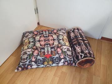2 fluweelzachte Ikea kussens (Föremål collectie) beschikbaar voor biedingen