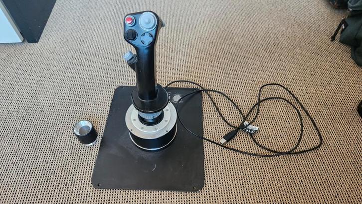 Defecte Thrustmaster Warthog Flightstick + Verlengstuk, Computers en Software, Joysticks, Ophalen of Verzenden
