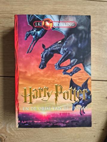 Harry Potter en de orde van de Fenix (softcover) beschikbaar voor biedingen
