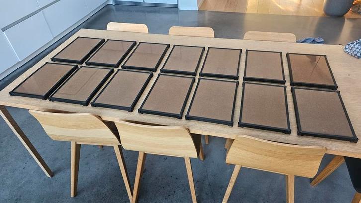 BARTH zwarte aluminium wissellijsten 14 stuks 20 x 30 (cm), Audio, Tv en Foto, Fotografie | Fotolijsten, Zo goed als nieuw, Ophalen