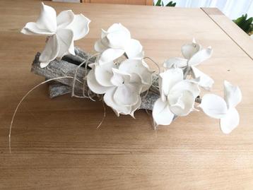 Orchideeëndecoratie beschikbaar voor biedingen