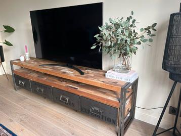 Industrieel TV-meubel/ladekast - 207cm beschikbaar voor biedingen