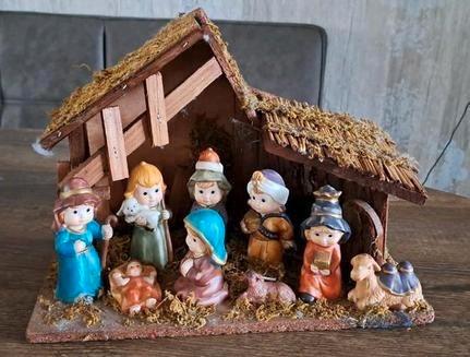 Geweldig leuke Kerststal met figuren, Diversen, Kerst, Zo goed als nieuw, Ophalen of Verzenden