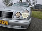 Mercedes-Benz E-klasse AMG 55|xenon|rijdt goed, Auto's, Mercedes-Benz, Achterwielaandrijving, 8 cilinders, Leder, Bedrijf