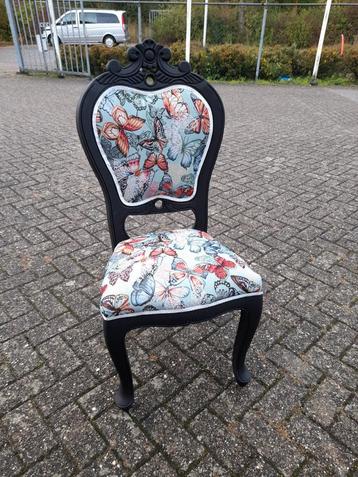 1 x barok stoel vlinders opnieuw gestoffeerd  beschikbaar voor biedingen