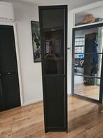 Billy ikea Zwarte boekenkast met glazen deur, Huis en Inrichting, Kasten | Boekenkasten, Ophalen