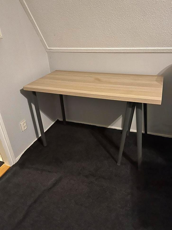 Gratis bureautafeltje, Antiek en Kunst, Antiek | Meubels | Tafels, Ophalen