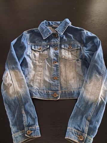 Stoer spijkerjasje maat 170 beschikbaar voor biedingen