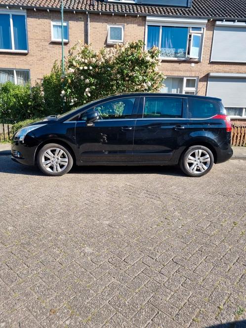 Peugeot 5008 2.0 Hdif 110KW 7PL 2010 Zwart, Auto's, Peugeot, Diesel, D, MPV, Handgeschakeld, Origineel Nederlands, Zwart, Voorwielaandrijving