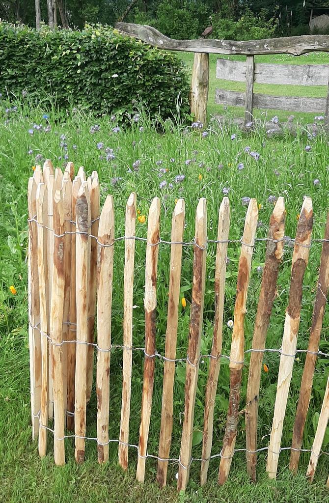 Kastanjehout schapenhek palen, Tuin en Terras, Tuinhekken en Hekwerk, Nieuw, Tuinhek, Hout, Ophalen of Verzenden