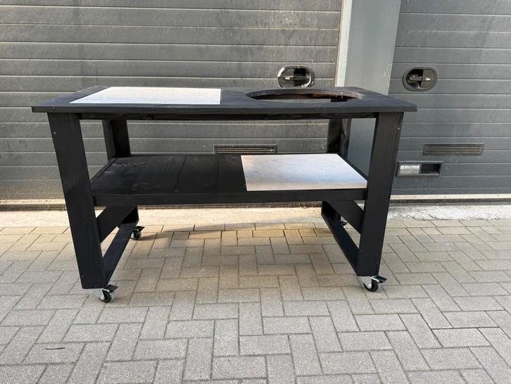 Bbq Tafel the bastard large vx Black uit voorraad leverb., Tuin en Terras, Buitenkeukens, Zo goed als nieuw, Houtskool, Ophalen of Verzenden
