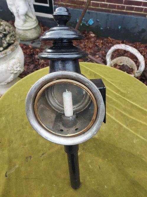 Antieke zwarte koetslamp, kaarsenlantaarn met wandsteun., Antiek en Kunst, Antiek | Overige Antiek, Verzenden