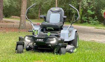 Ego zeroturn Z6 maaidek 132 cm gratis voor 2200 euro accu’s beschikbaar voor biedingen