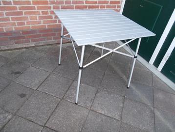 Roltafel campingtafel Picknicktafel 70 x 70 cm ook op fiets beschikbaar voor biedingen