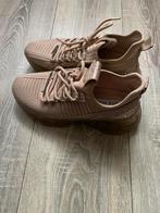 Steve madden, Ophalen of Verzenden, Zo goed als nieuw, Zwart, Sneakers of Gympen