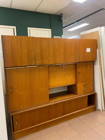 Vintage teak wandkast | jaren 60 buffetkast | retro mid-cent beschikbaar voor biedingen