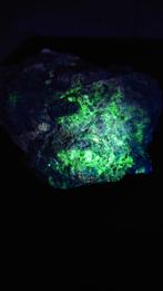 Museumkwaliteit Hyaliet Opaal  601 g ( uranium) verzamelitem, Ophalen of Verzenden