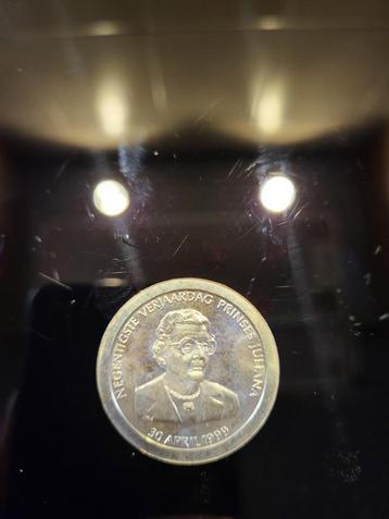 Juliana Munt 90 st verjaardag beschikbaar voor biedingen