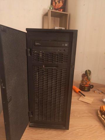 Pc beschikbaar voor biedingen