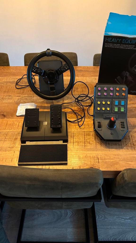 Logitech Heavy Equipment Bundle voor farming simulator, Spelcomputers en Games, Spelcomputers | Sony PlayStation Consoles | Accessoires