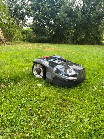 Nieuwe Husqvarna automower 415X beschikbaar voor biedingen