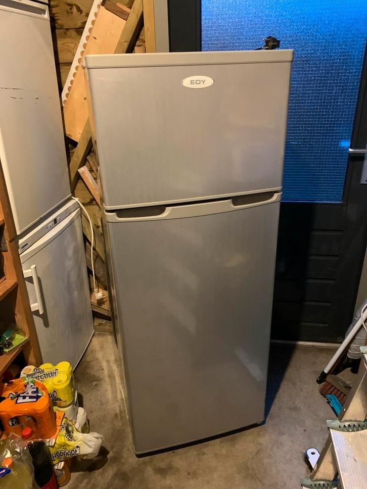 Koelkast met vriesvak - EDY gratis, Witgoed en Apparatuur, Koelkasten en IJskasten, Gebruikt, Met vriesvak, 100 tot 150 liter