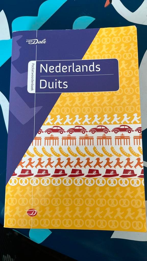 Van Dale pocketwoordenboek Nederlands-Duits, Boeken, Woordenboeken, Zo goed als nieuw, Duits, Van Dale, Ophalen of Verzenden