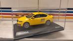 Abrex Skoda Octavia MK3 AAA Taxi Yellow - 2012, Overige merken, Auto, Ophalen of Verzenden, Zo goed als nieuw