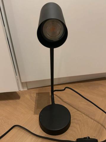 Zwarte LED Bureaulamp beschikbaar voor biedingen