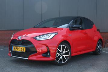 Toyota Yaris 1.5 Hybrid Launch Edition panorama | head-up |  beschikbaar voor biedingen