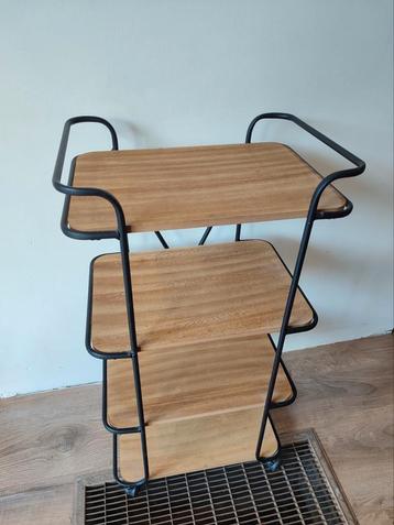 Bakkerskar 30*42,5*82,5 beschikbaar voor biedingen