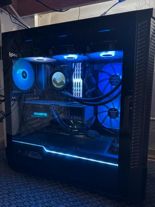 High-end Gaming PC (Ryzen 9 5900X , RTX 4070 12GB, 32GB RAM), Spelcomputers en Games, Games | Pc, Gebruikt, 1 speler, Ophalen