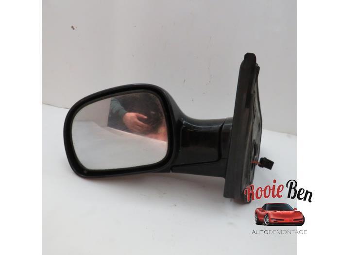 Buitenspiegel links van een Chrysler Voyager, Auto-onderdelen, Spiegels, Gebruikt, -, Ophalen of Verzenden, -