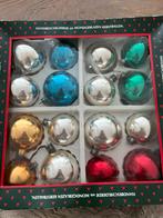 16 gekleurde glazen oude kerstballen in originele doos, Ophalen, Gebruikt