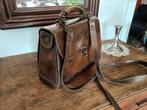 Vintage leren schoudertas., Gebruikt, 20 tot 30 cm, Bruin, Minder dan 40 cm