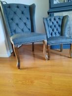 Set van 2 Grijze Stoelen met Knopen 'Dubbelman design', Huis en Inrichting, Ophalen, Hout, Twee, Klassiek