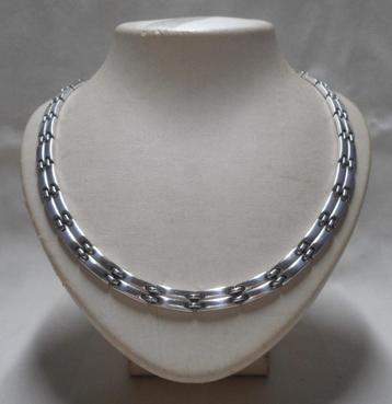 Prachtig zilveren massief collier nr.884 beschikbaar voor biedingen