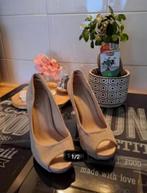 Leuke beige open pearla pumps, Pumps, Beige, Zo goed als nieuw, Pearla