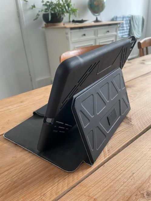 Targus tablethoes voor iPad 10.2”, Computers en Software, Tablet-hoezen, Zo goed als nieuw, Bescherming voor- en achterkant, 10 inch