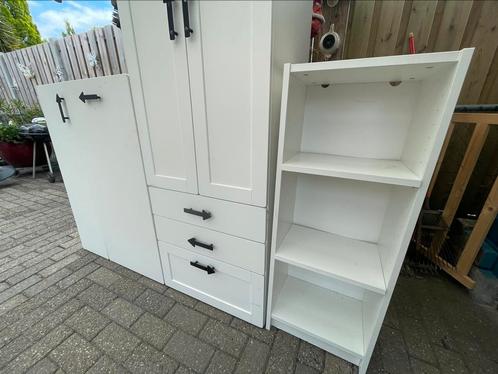 Witte kinderkledingkast (ikea), Huis en Inrichting, Kasten | Roldeurkasten en Archiefkasten, Gebruikt, Minder dan 100 cm, 100 tot 150 cm